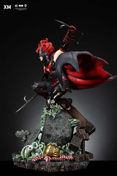 Batwoman (Samurai) 1/4 Scale Statue