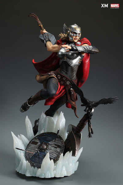 Mighty Thor 1/4 Scale Statue