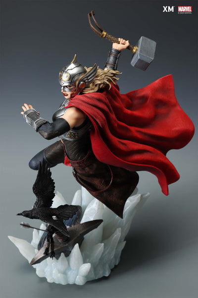 Mighty Thor 1/4 Scale Statue