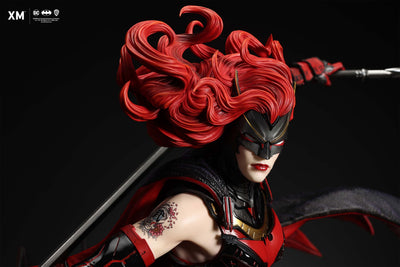 Batwoman (Samurai) 1/4 Scale Statue