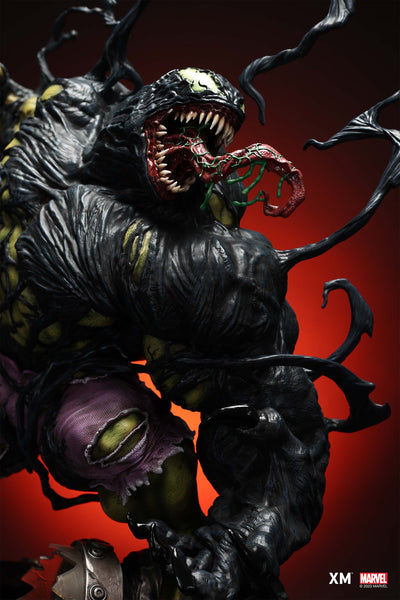 Venom Hulk Version A 1/4 Scale Statue