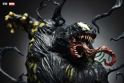 Venom Hulk Version A 1/4 Scale Statue