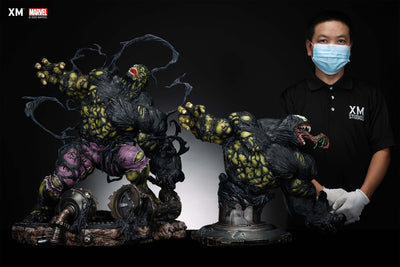 Venom Hulk Version B 1/4 Scale Statue
