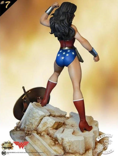 Wonder Woman Super Powers Maquette Statue