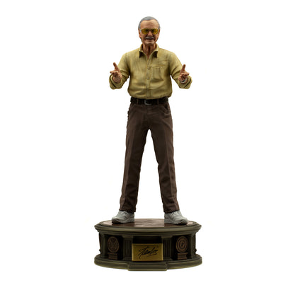 Stan Lee Legacy Replica 1/4 Scale Statue
