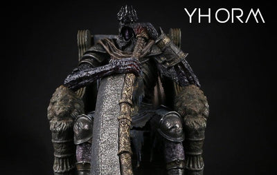 Dark Souls III: Yhorm 1:18 Scale Statue