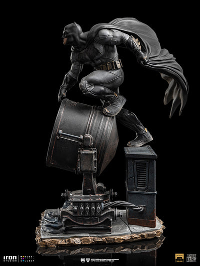 Zack Snyder's Justice League - Batman on Batsignal Art Scale 1/10