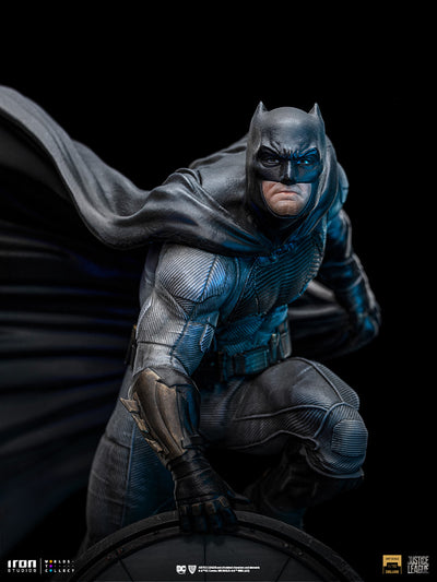 Zack Snyder's Justice League - Batman on Batsignal Art Scale 1/10