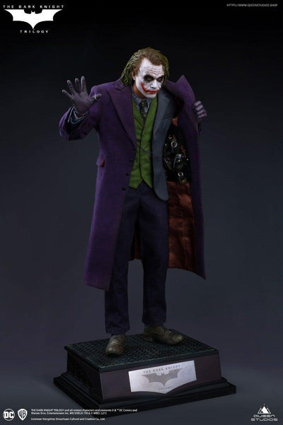 The Dark Knight: Joker STANDARD 1/4 Scale Statue