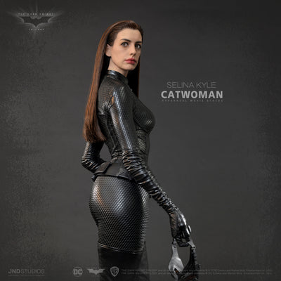 Catwoman Selina Kyle 1/3 Hyperreal Statue