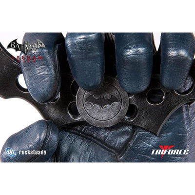 Batman: Arkham City - BATARANG Full Scale Replica by TriForce Collectibles