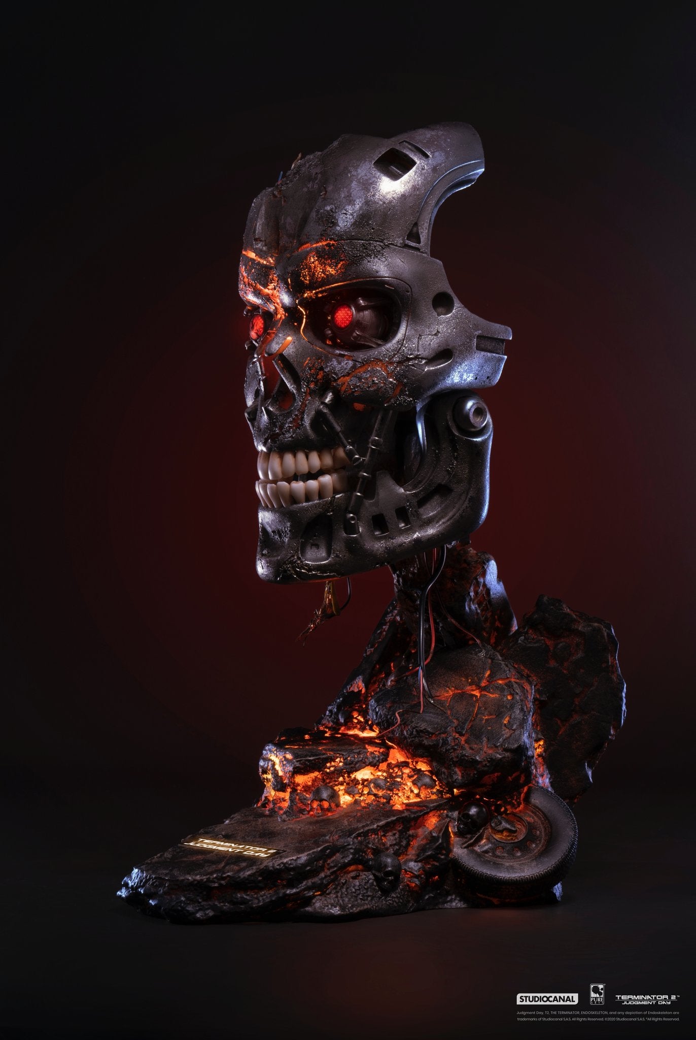 Terminator 2 T-800 Battle Damaged Bust