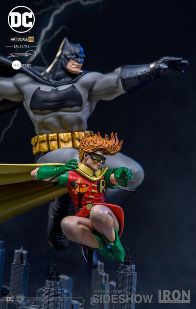 Batman & Robin The Dark Knight Returns Statue