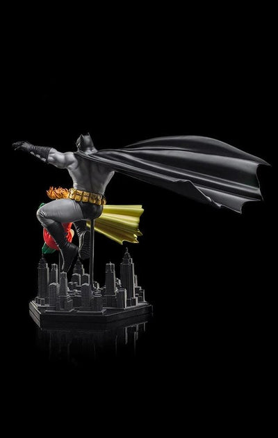 Batman & Robin The Dark Knight Returns Statue