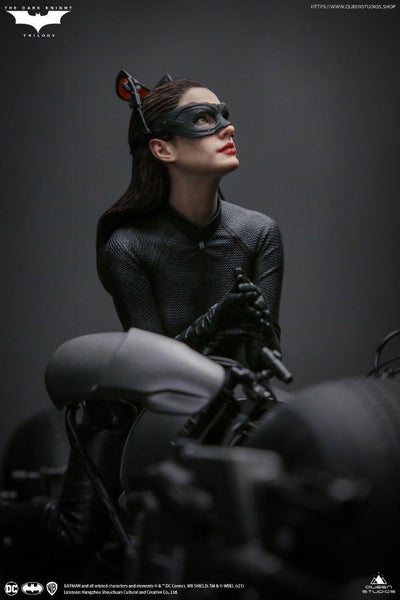 Catwoman (Anne Hathaway) on Batpod 1/6 Scale Statue