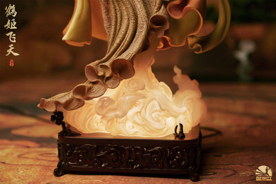 Flying Princess Crane Regular Version Statue
