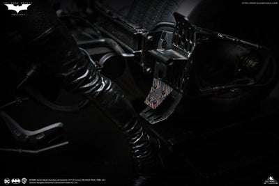 Catwoman (Anne Hathaway) on Batpod 1/6 Scale Statue
