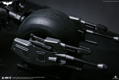 Catwoman (Anne Hathaway) on Batpod 1/6 Scale Statue