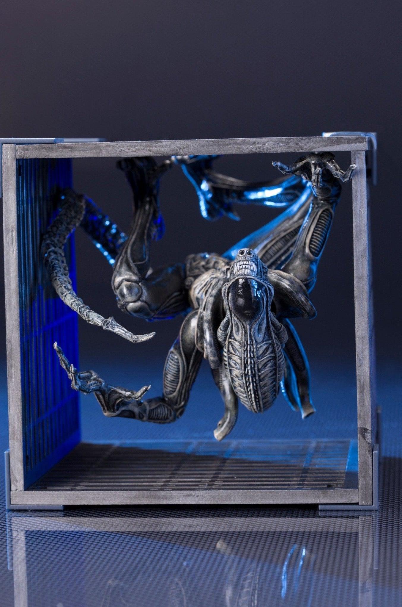 Alien Warrior Drone ArtFx+ Statue by Kotobukiya