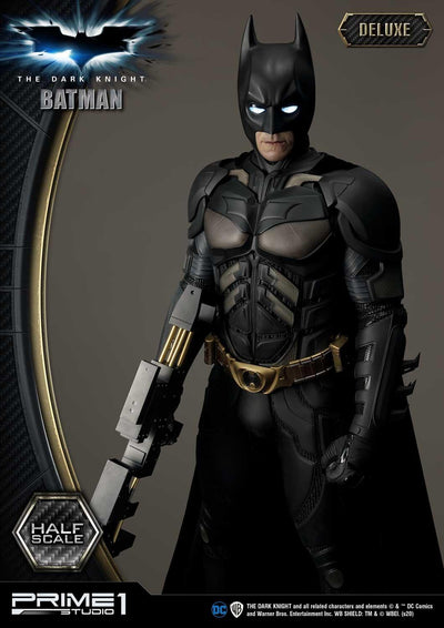 The Dark Knight Batman HD Deluxe Statue
