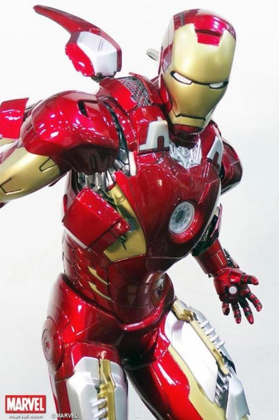 IRON MAN Mark VII 1/4 Scale Statue - DISPLAYED