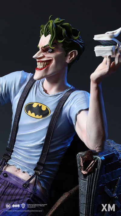 The Joker - White Knight 1/4 Scale Statue