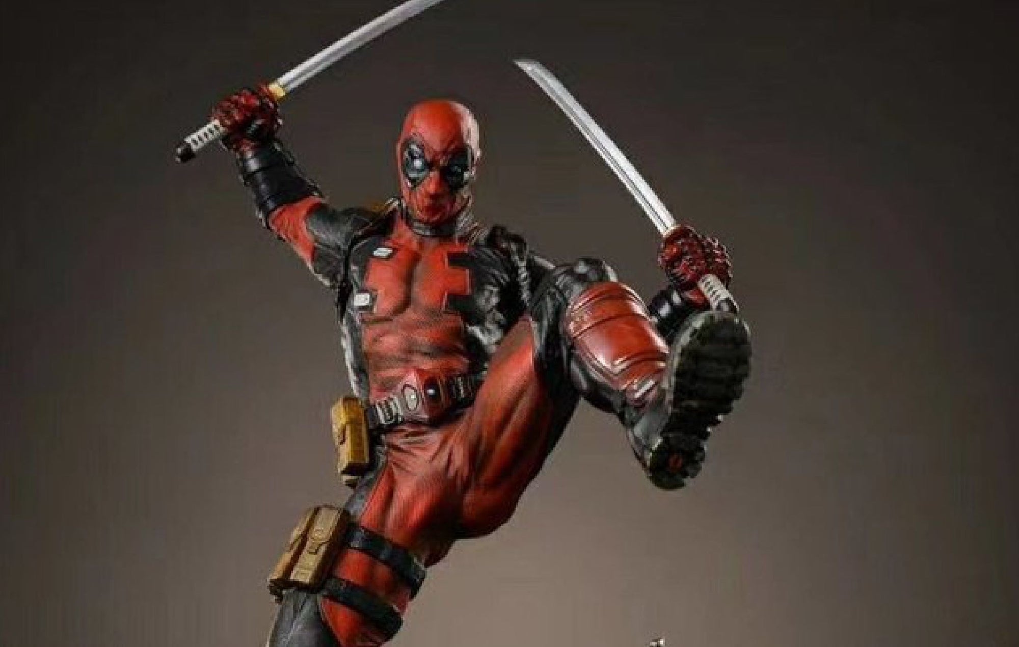 Deadpool 1/4 Scale Premium Statue - Marvel - Spec Fiction Shop