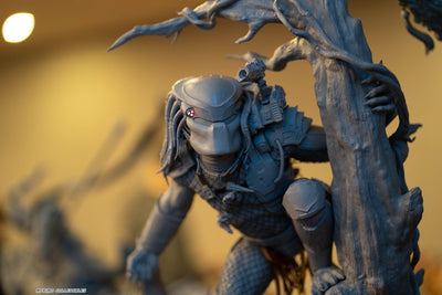Jungle Predator With Dutch Statue