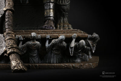 Dark Souls III: Yhorm 1:18 Scale Statue