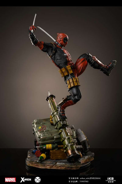 Deadpool 1/4 Scale Premium Statue - Marvel
