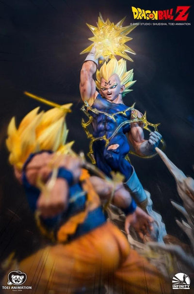 Dragon Ball Z: SS2 Goku Vs Majin Vegeta Statue