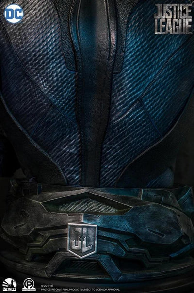 Justice League: Batman Lifesize 1:1 Bust