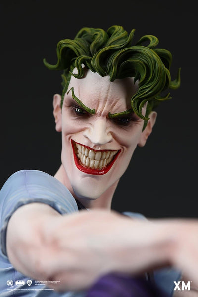 The Joker - White Knight 1/4 Scale Statue