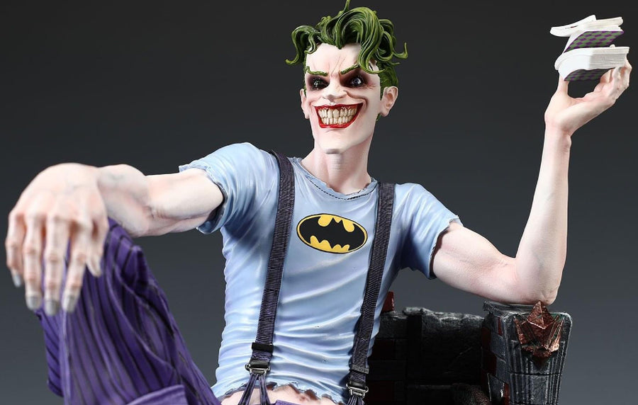 The Joker - White Knight 1/4 Scale Statue