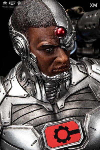 Cyborg Rebirth 1/6 Scale Statue DC COMICS