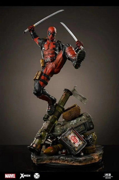 Deadpool 1/4 Scale Premium Statue - Marvel
