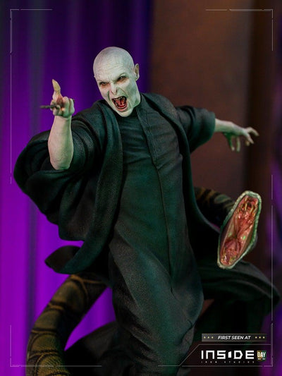 Voldemort and Nagini - Harry Potter - Legacy Replica 1/4