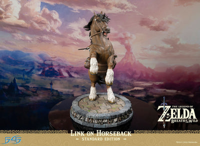 The Legend of Zelda Breath of the Wild - Link on Horseback (Standard Edition) Statue