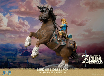 The Legend of Zelda Breath of the Wild - Link on Horseback (Standard Edition) Statue