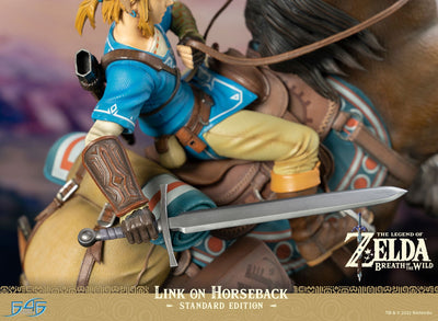 The Legend of Zelda Breath of the Wild - Link on Horseback (Standard Edition) Statue