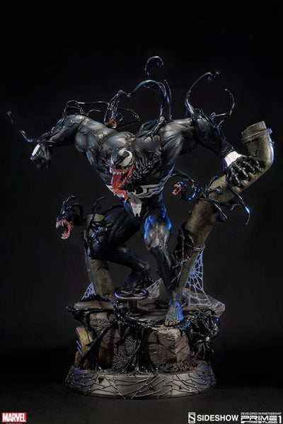 Venom Dark Origin 1/4 Scale Statue - EXCLUSIVE