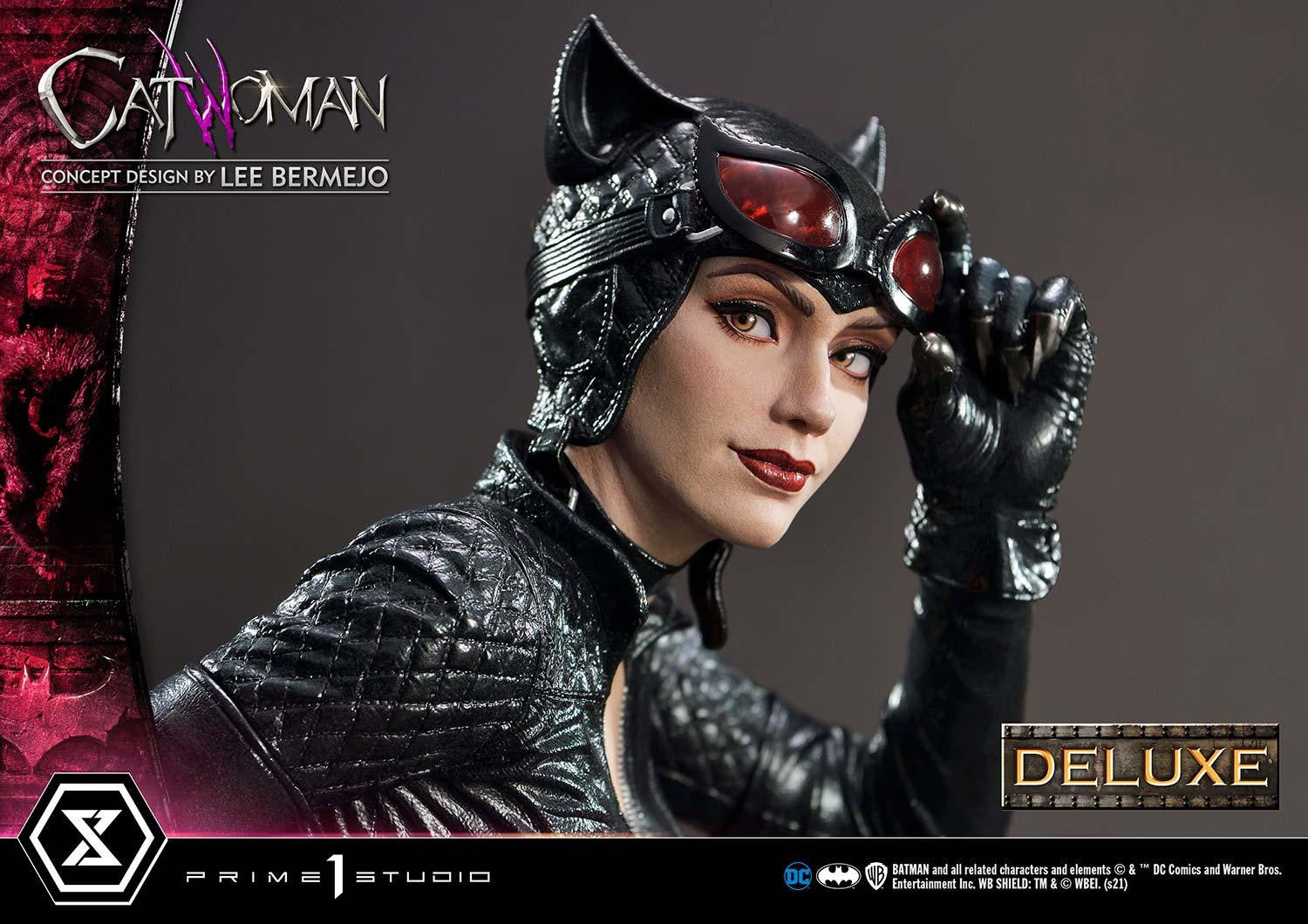 Catwoman (Concept Design by Lee Bermejo) DELUXE Version 1/3 Scale Statue
