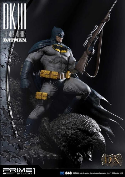 Dark Knight III: The Master Race DELUXE Statue
