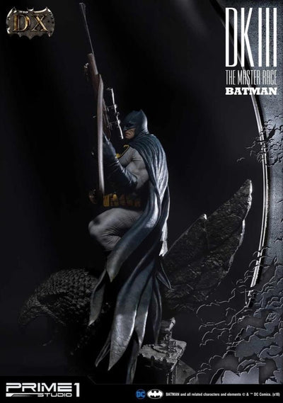 Dark Knight III: The Master Race DELUXE Statue