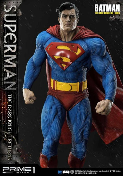 Museum Masterline Batman - The Dark Knight Returns (Comics) Superman DELUXE