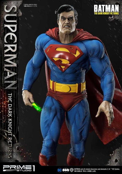 Museum Masterline Batman - The Dark Knight Returns (Comics) Superman DELUXE