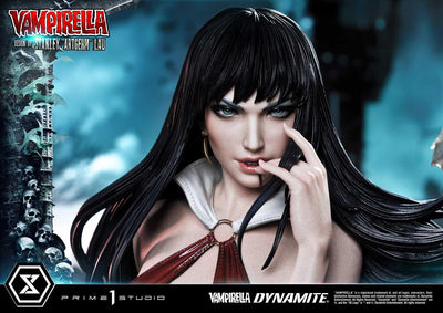 Vampirella (Concept by Stanley "Artgerm" Lau) Bonus Version 1/3 Scale Statue