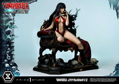 Vampirella (Concept by Stanley "Artgerm" Lau) Bonus Version 1/3 Scale Statue