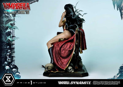 Vampirella (Concept by Stanley "Artgerm" Lau) Bonus Version 1/3 Scale Statue