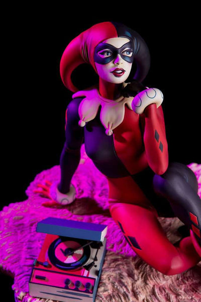 Harley Quinn "Waiting For My J Man" Statue by Mondo